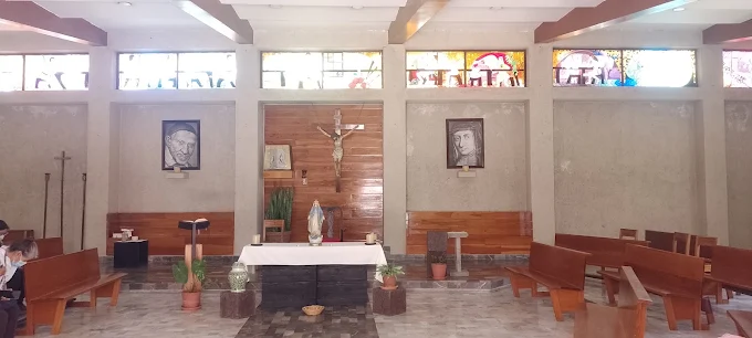 Capilla interior del Seminario Vicentino